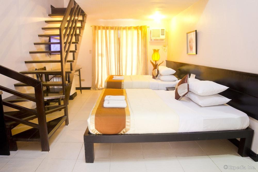 La Carmela de Boracay Resort Hotel - Room