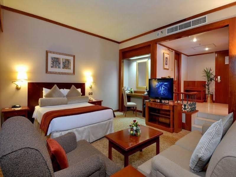 Ramada Hotel Dubai - null