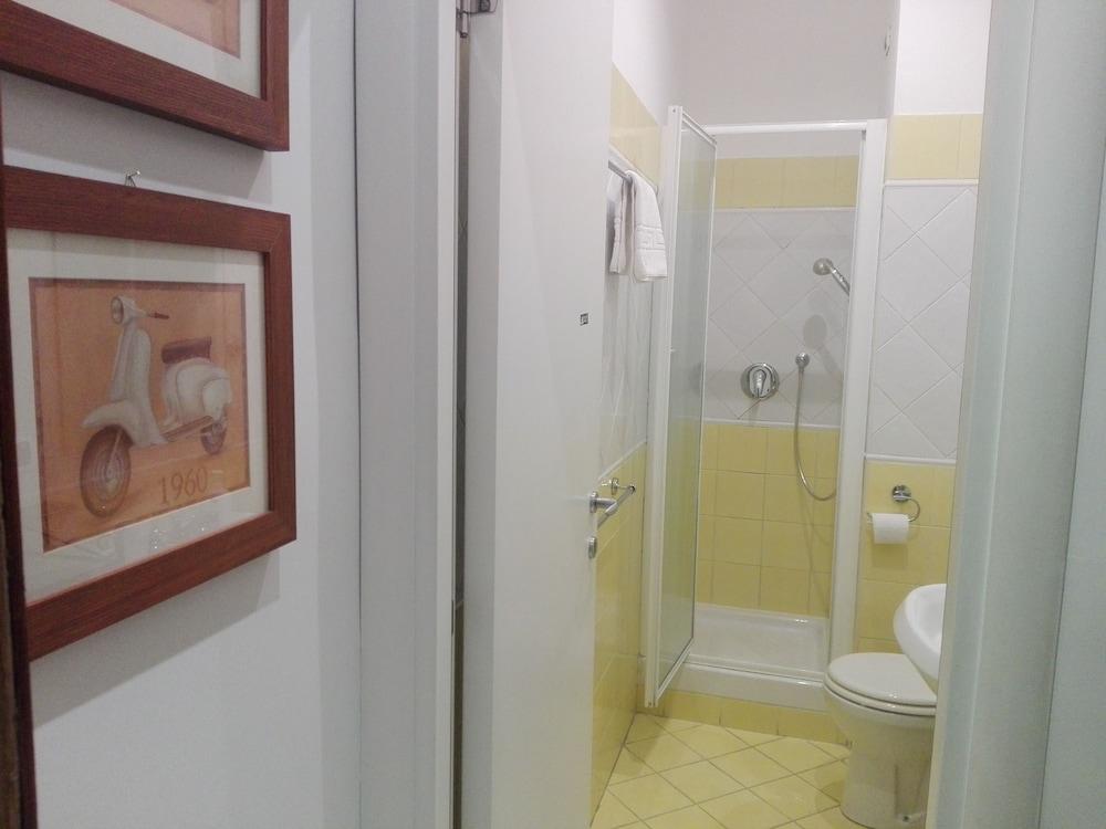 Casa Linnea Vacanze - Bathroom