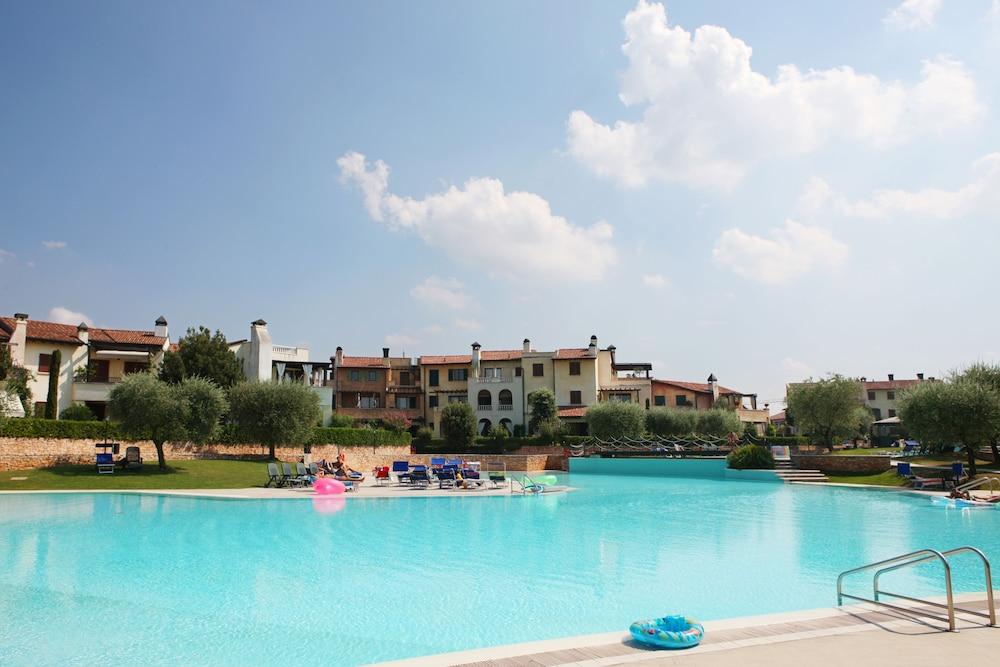 Garda Resort Village - Featured Image