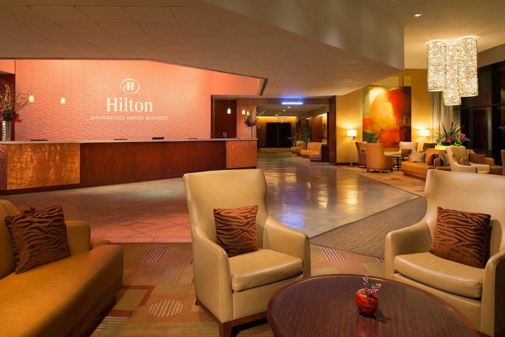Hilton San Francisco Airport Bayfront - Lobby Sitting Area