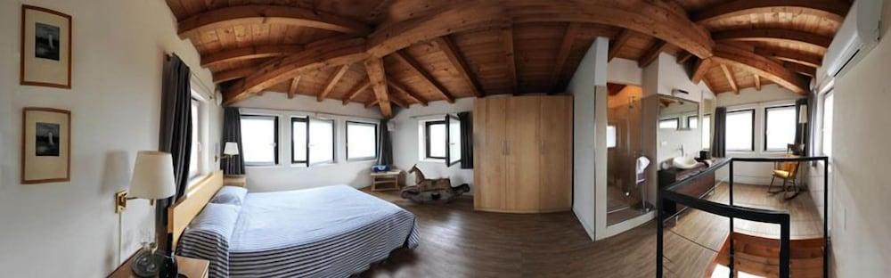 Monte Maino Bed & Breakfast - Room