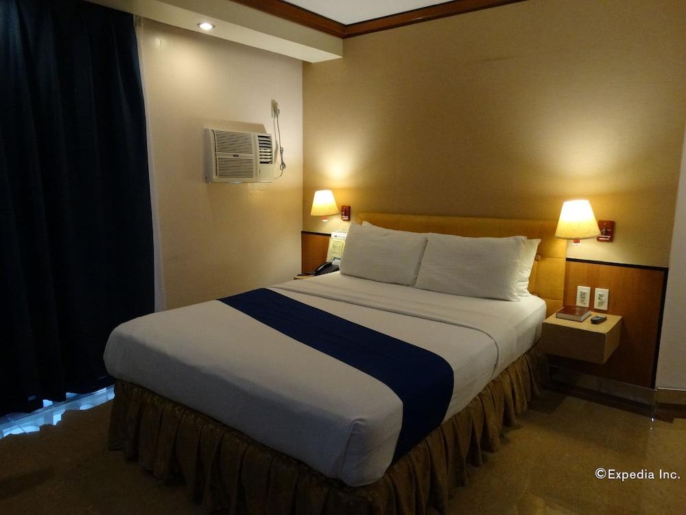 Blueberry Tourist Hotel - Room