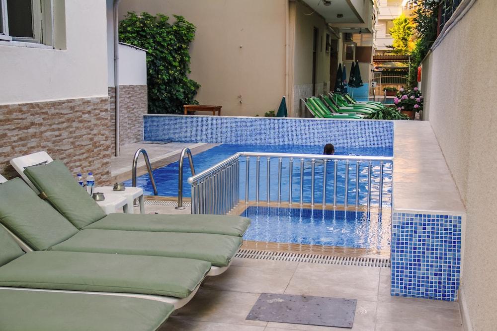 Aysev Hotel - Pool