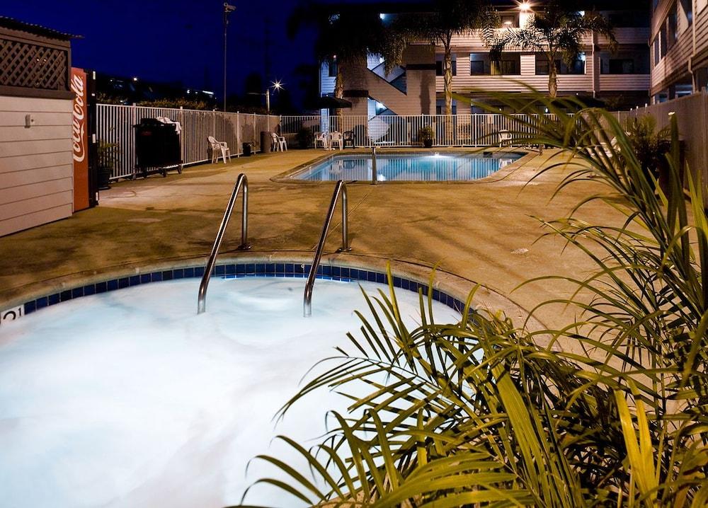 Heritage Inn San Diego - Outdoor Pool