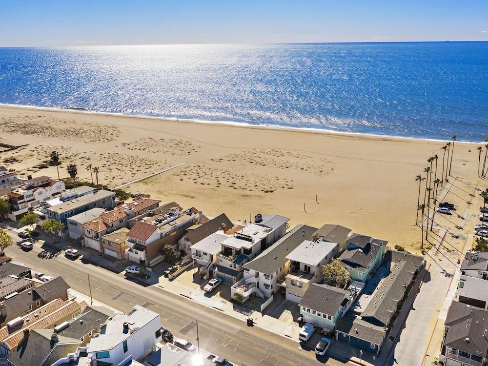 Balboa Condos by ELVR - Aerial View