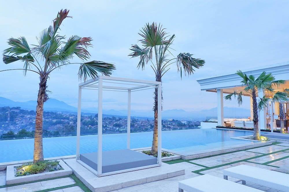 Art Deco Luxury Hotel & Residence - Pool