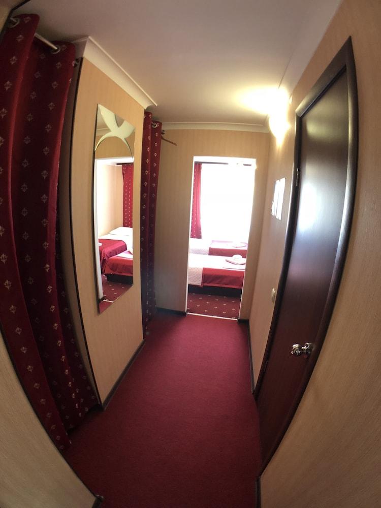 Hotel Nivki - Room