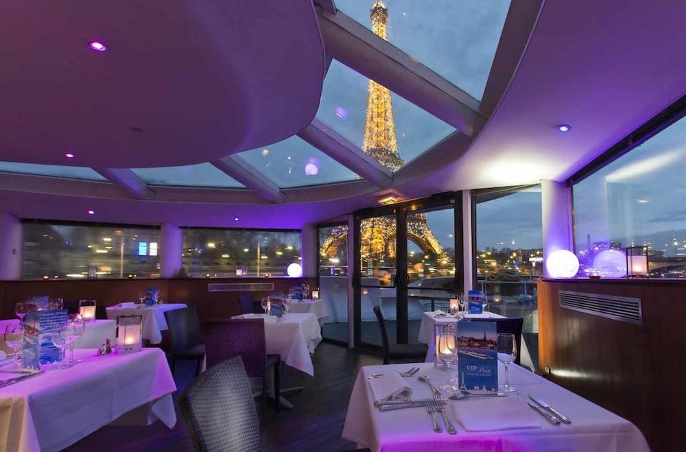 VIP Paris Yacht Hotel - Featured Image