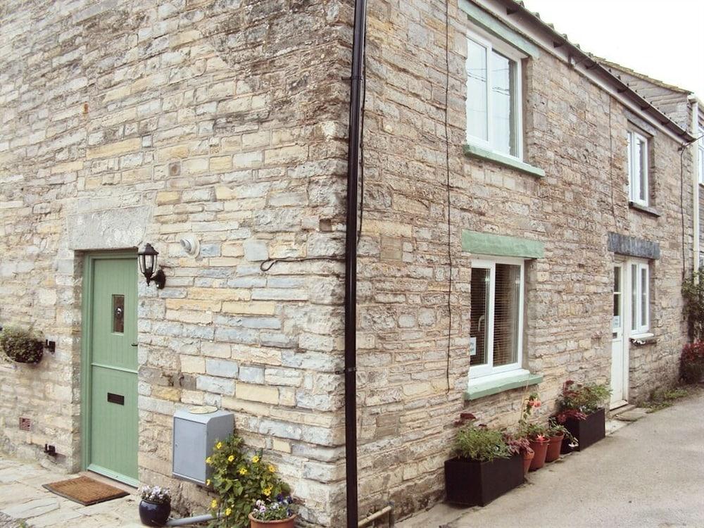 Withy Cottages - Exterior