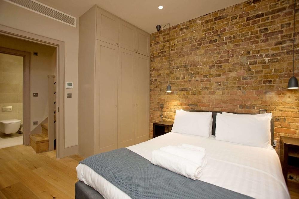 Luxury Loft Oxford Street with AC - Room
