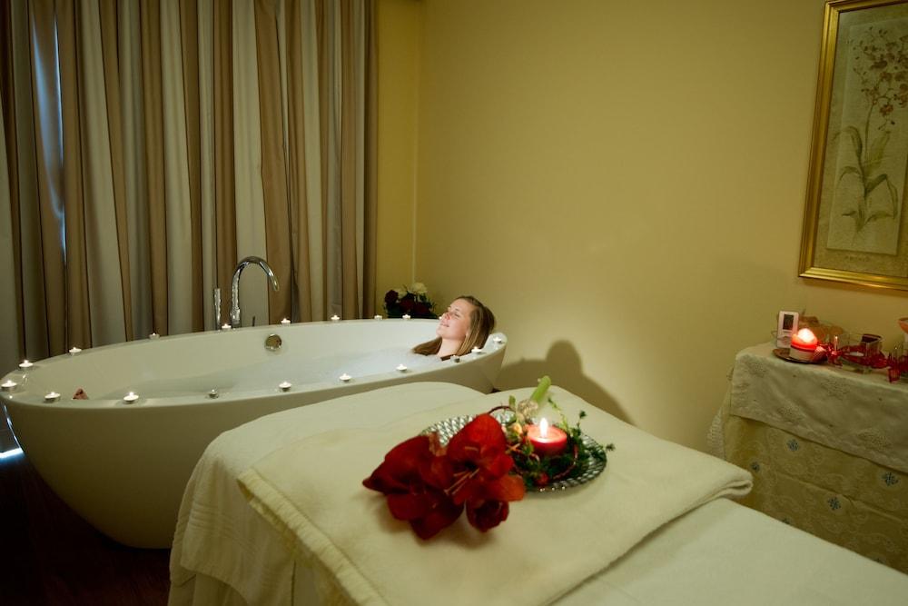 Hotel Taxerhof - Massage