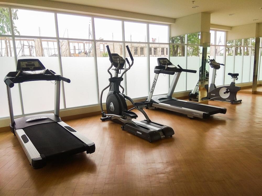 Fully Furnished with Comfortable 1BR Apartment at Mustika Golf Residence - Fitness Facility