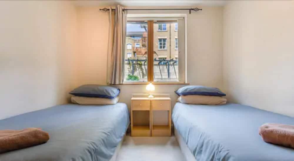 London Tower Bridge Apartments - Room