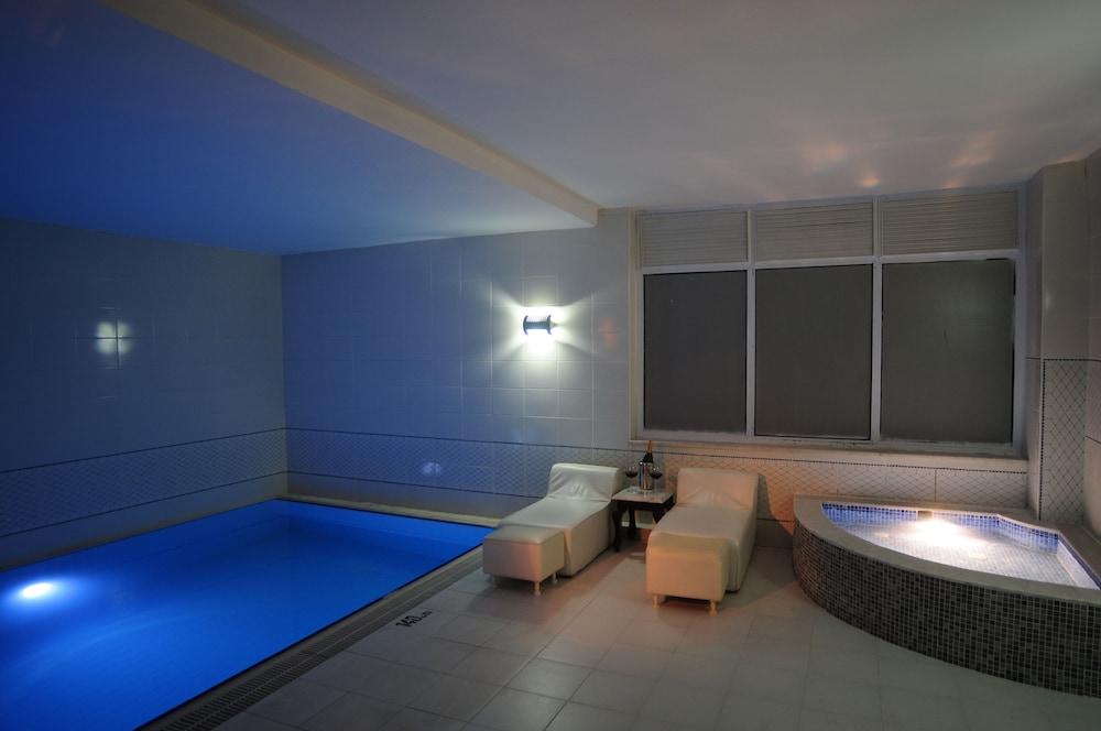 Grand Ata Park Hotel - Indoor Pool