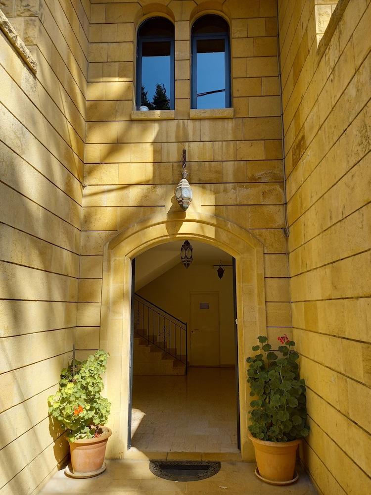 Suiteness Deir El Qamar - Exterior
