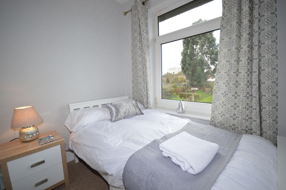 Holiday Home - Self-Catering - Room