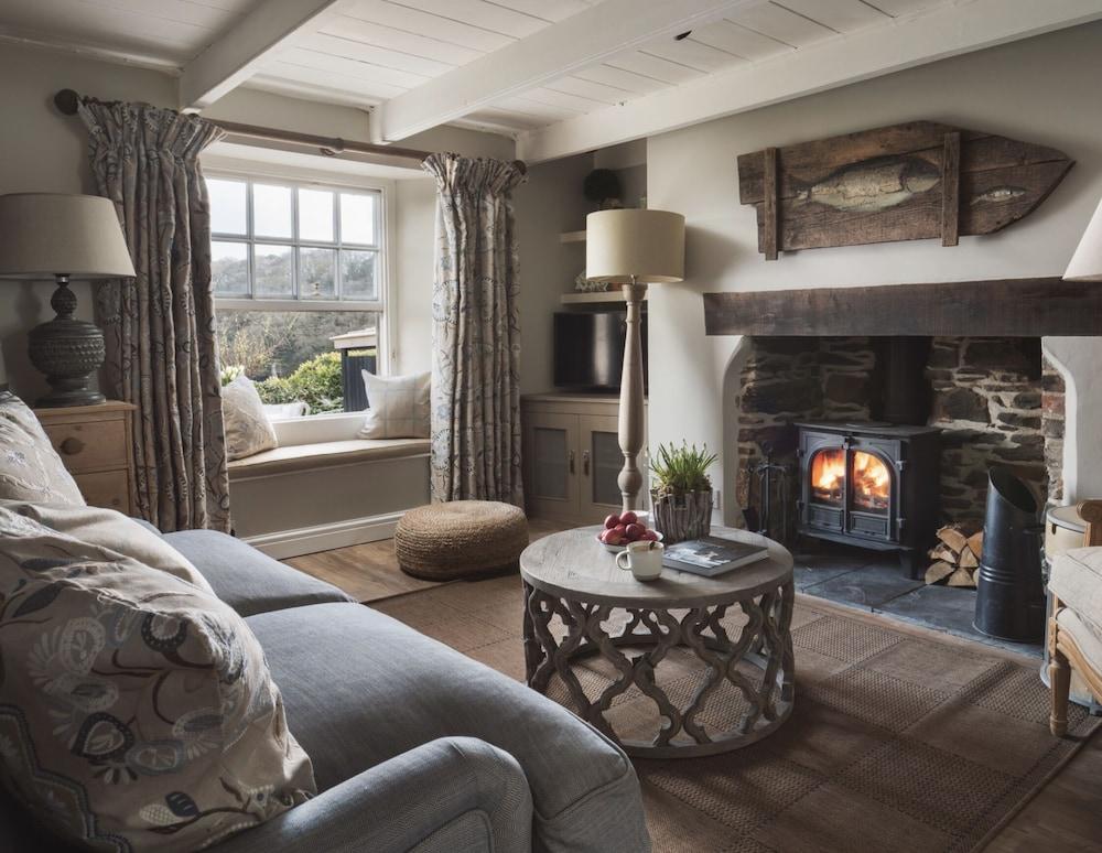 Waterside Holiday Cottages - Interior