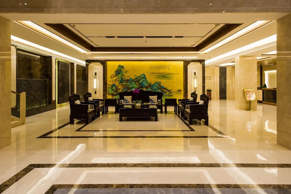 Guilin Tailian Hotel - Interior Entrance