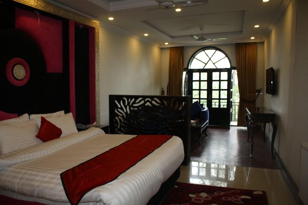 Shangrila Resort Hotel Murree - Room