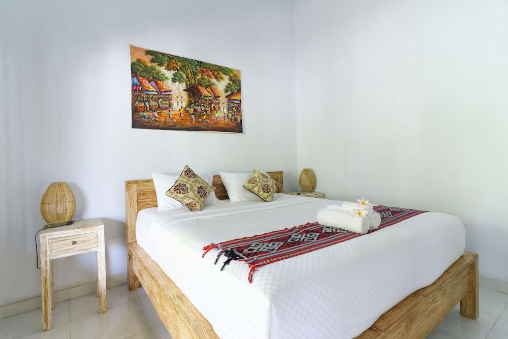 Cahya Guesthouse - Room