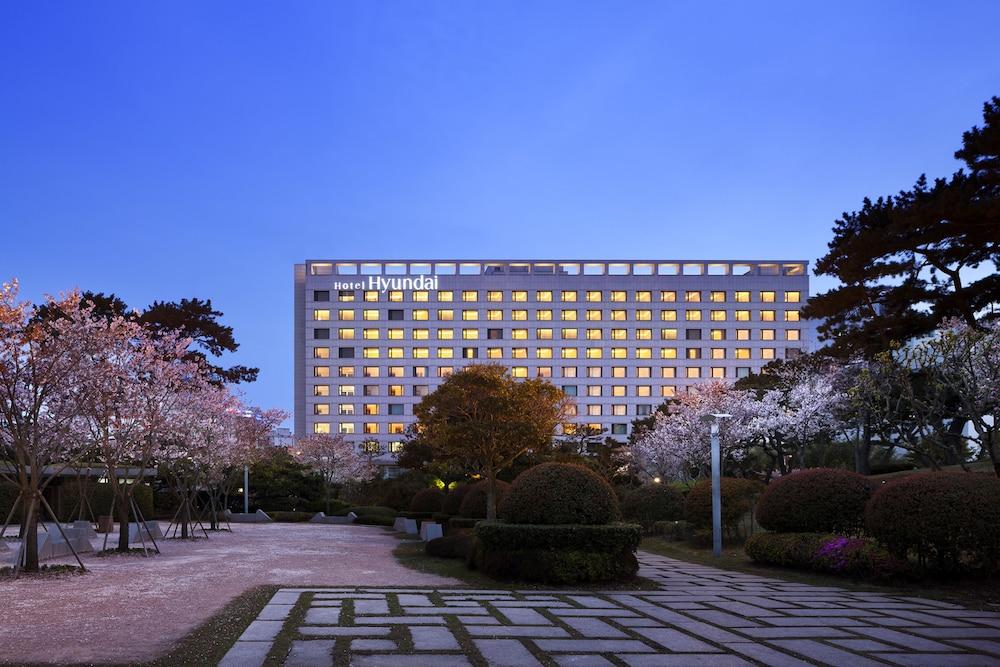 Hotel Hyundai by Lahan Ulsan - Featured Image