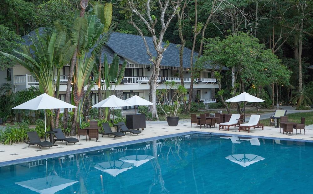 Lagen Island Resort - Outdoor Pool