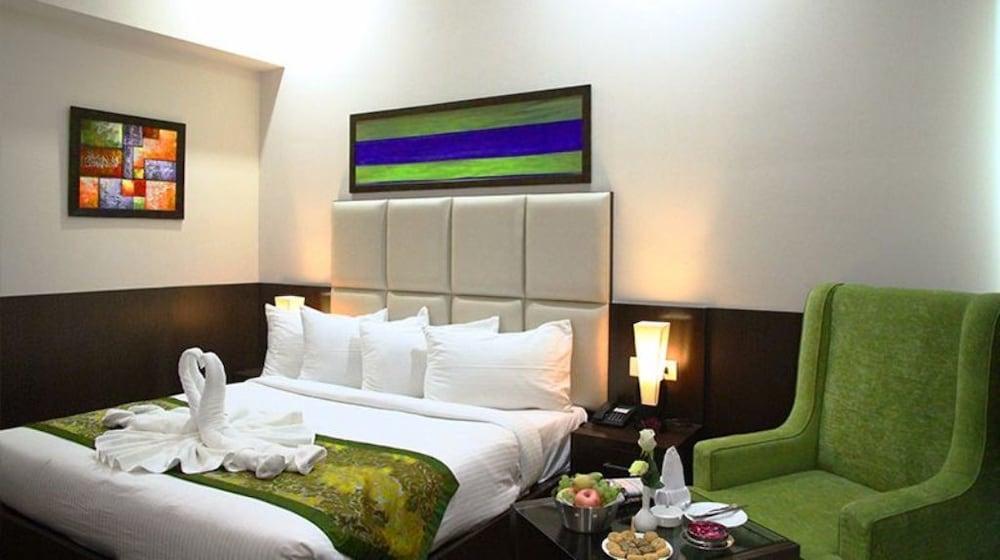 Country Inn Amritsar - Room