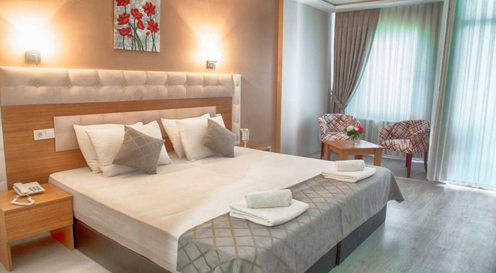 Sayeban Resort & Spa Hotel - Featured Image