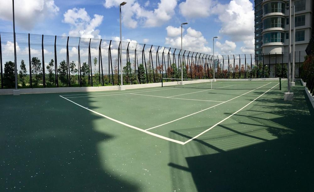 أجنحة تيجا في بي إتش - Tennis Court