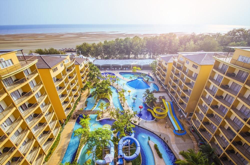 Gold Coast Morib International Resort - Exterior