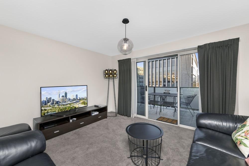 Accommodate Canberra - Braddon 33 - Living Area