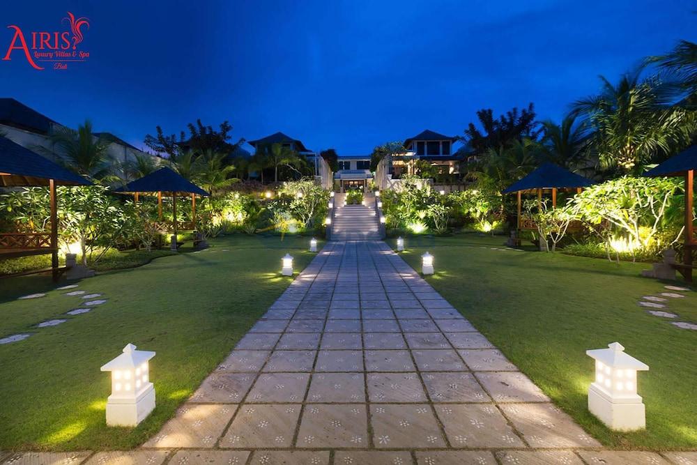 Airis Luxury Villas & Spa - Featured Image