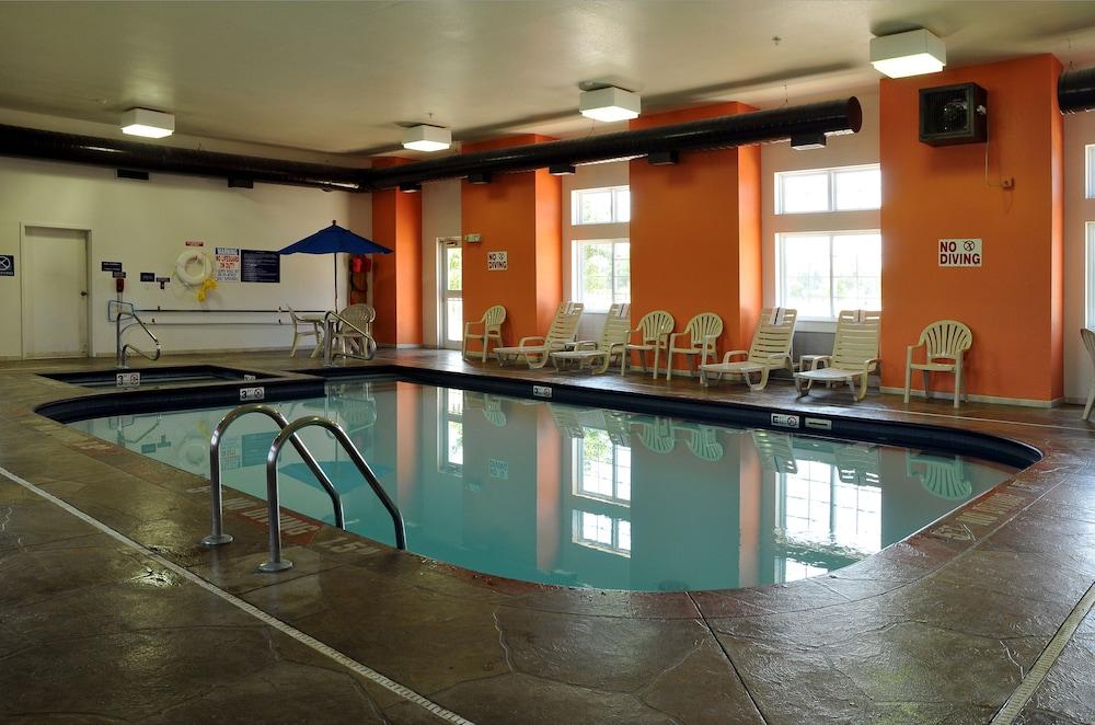 موتل 6 هورون، أوهايو - ساندسكي - Indoor Pool