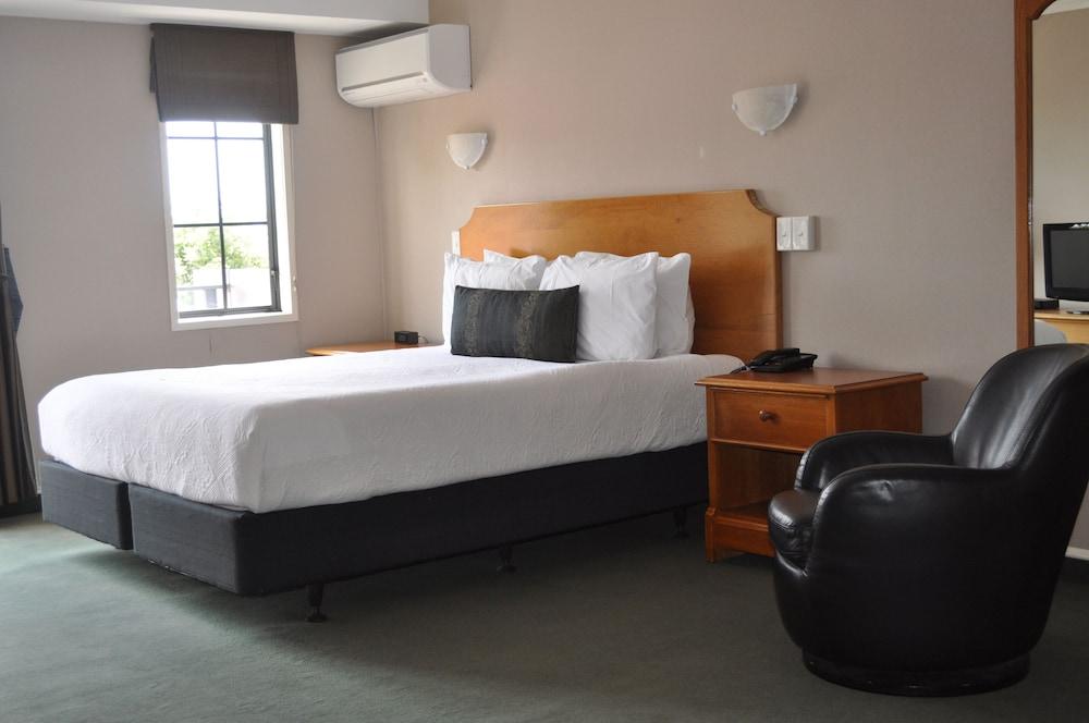 City Suites Tauranga - Room