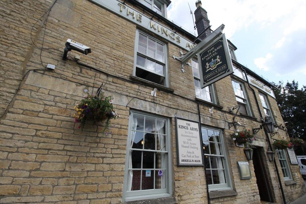 The Kings Arms Chipping Norton - Exterior