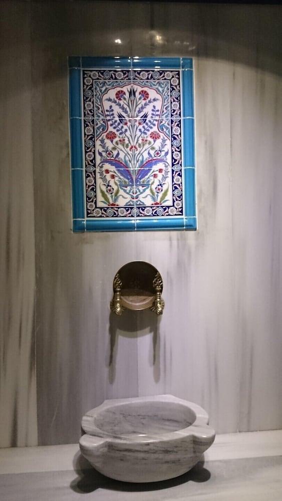 Onder Otel - Turkish Bath