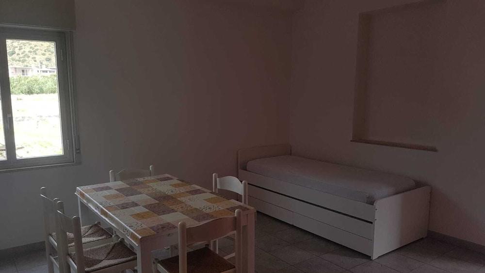 Azimut Sosta Camper - Residence - Living Room