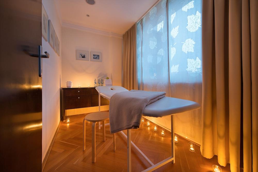 Apollo Hotel Bratislava - Massage