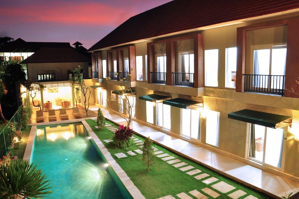 Villa Tangtu Beach Inn - Featured Image