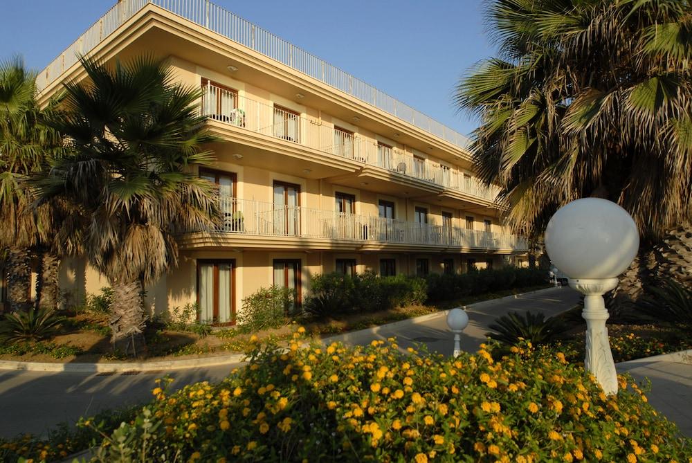 Dioscuri Bay Palace Hotel - Exterior