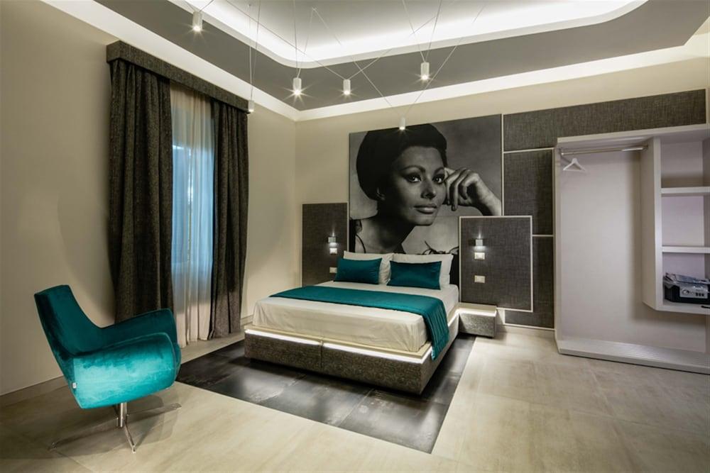 Via Veneto Luxury Suites - Featured Image