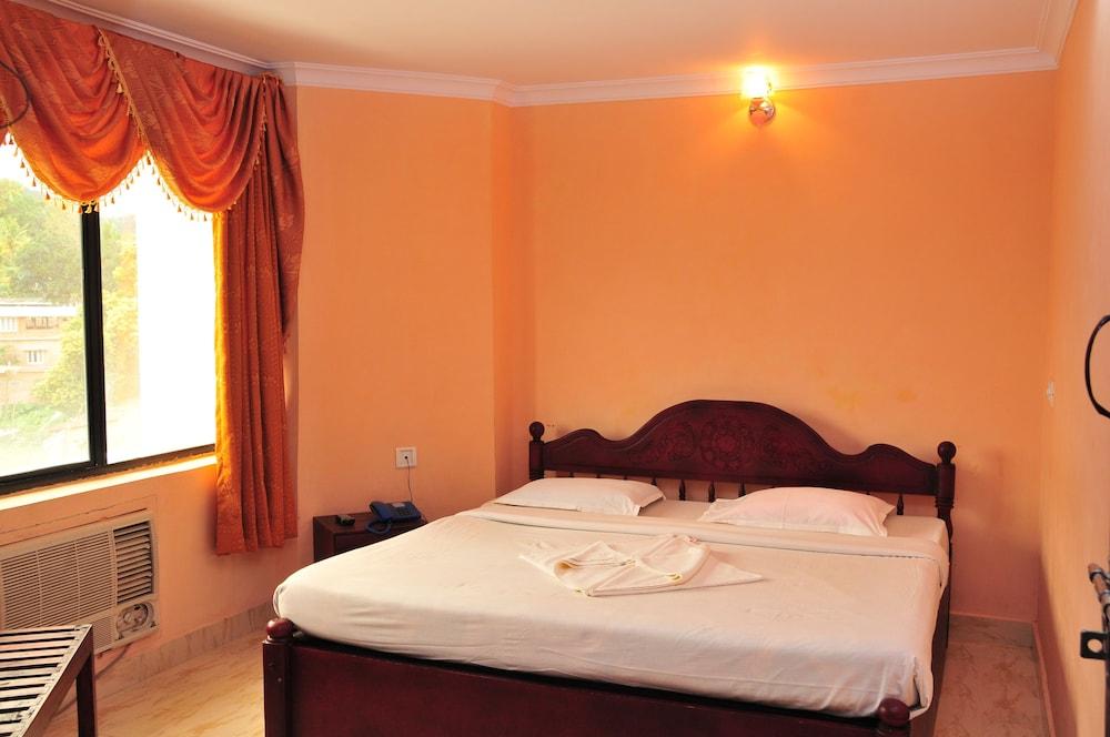 Hotel Sithara International - Room