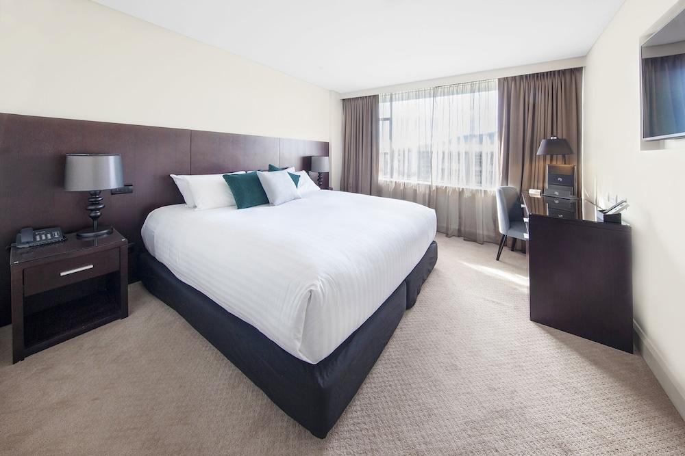 Canberra Rex Hotel & Serviced Apartments - Room