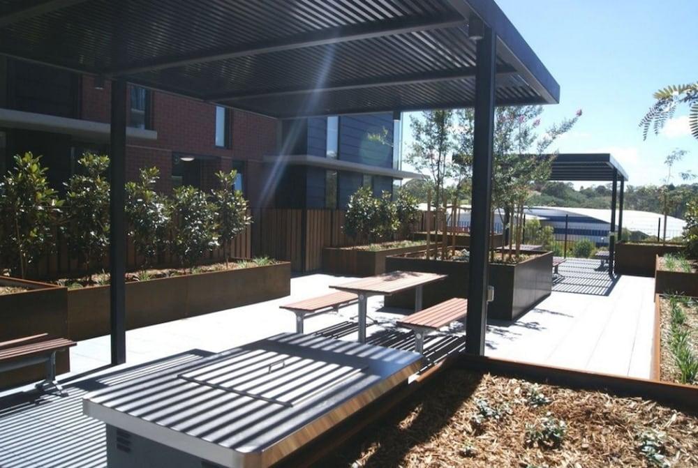 CityStyle Executive Apartments Belconnen - Property Grounds