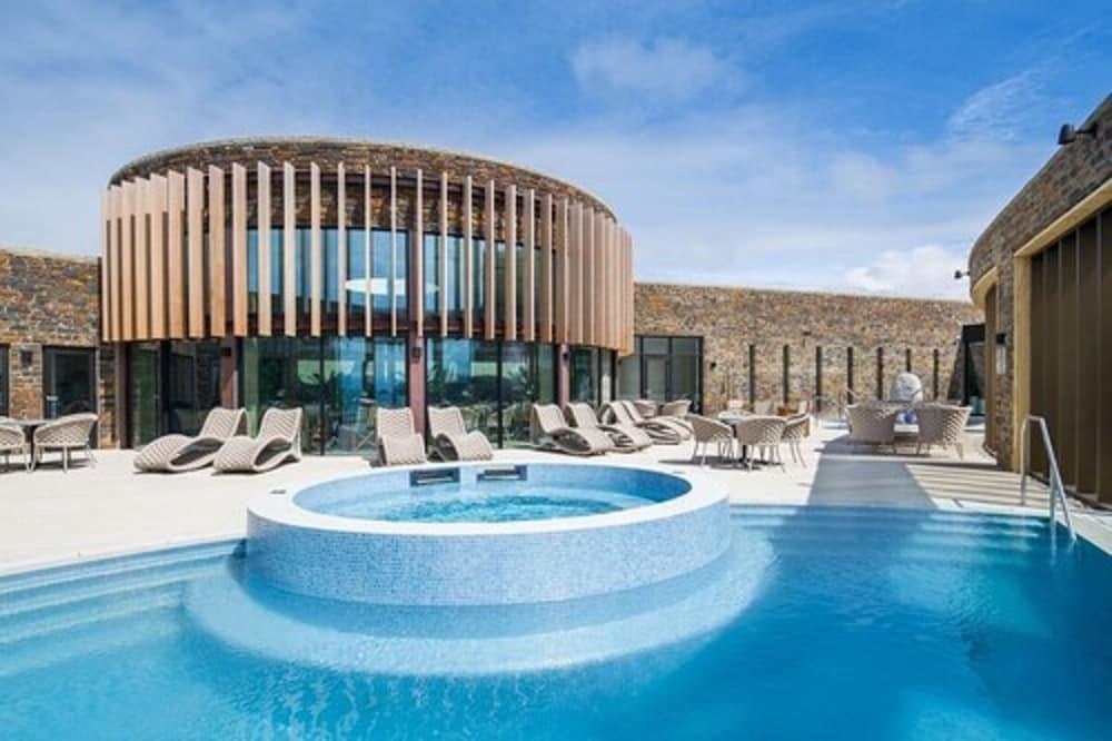 The Headland Hotel and Spa - Outdoor Pool