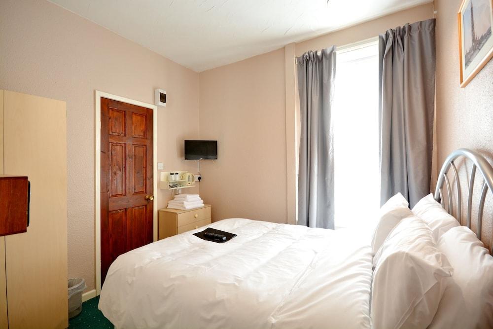 Royal Oakwell Hotel - Room