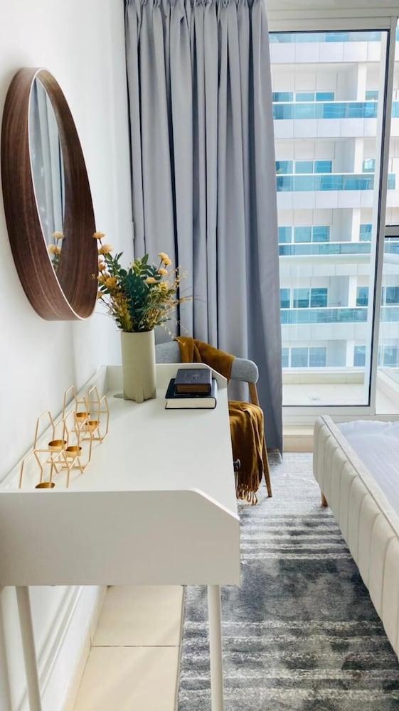 Nasma Luxury Stays - Mayfair Tower - Room