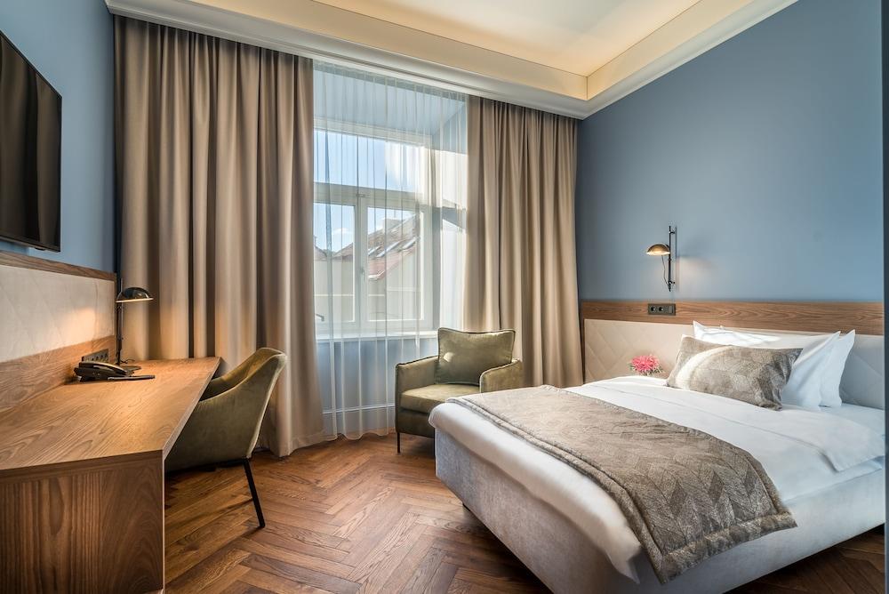 Hotel Vilnia - Room