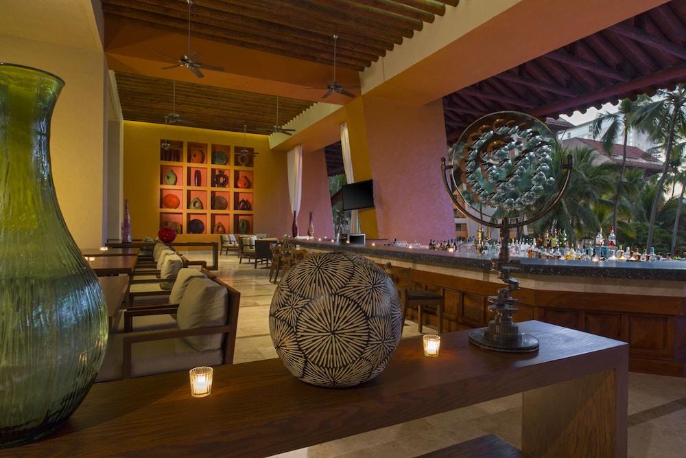 The Westin Resort & Spa Puerto Vallarta - Lobby Lounge